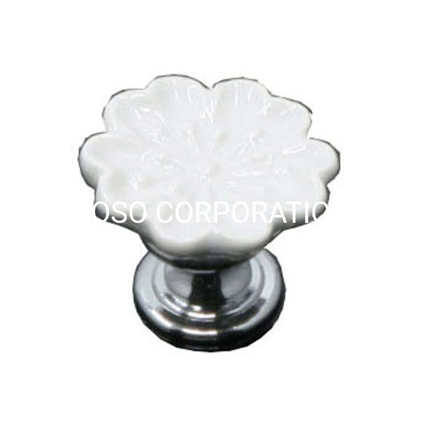 antique door knobs