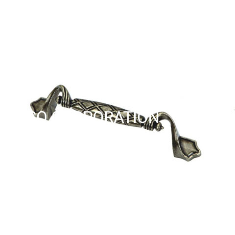 Factory Supply Antique Copper Zinc Alloy 96mm Furntiure Handle Closet Handle