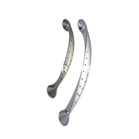 Factory Supply Customized Zinc Alloy 96mm Brushed Plated Furniture Handle Kitchen Cabinet