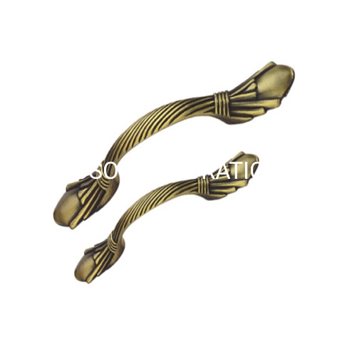 Zinc Alloy Antique Brass 128mm Cabinet Handle Furniture Handle Closet Handle
