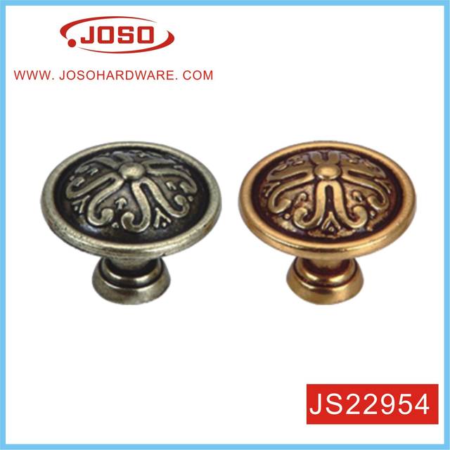 Classic Kitchen Cupboard Door Handle in House