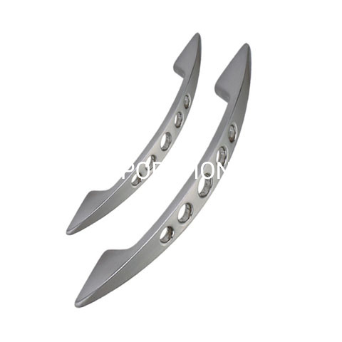 Factory Supply Zinc Alloy Middle Empty Bow Shaped 64mm Wardrobe Handle