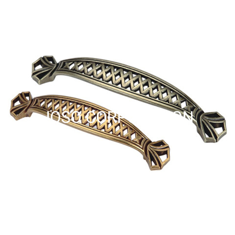 Zinc Alloy Hollow Pattern Antique Brass Handle Furniture Handle Cabinet Handle