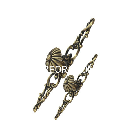 Factory Supply Fashion Zinc Alloy 135mm Pull Handle Cabinet Handle Drawer Handle