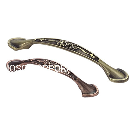 Classical Antique Copper Bow Shaped Zinc Alloy 96mm 128mm Kitchen Handle