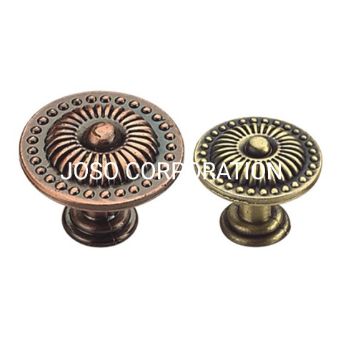 Zinc Alloy Drawer Knob Classic Furniture Handle Antique Brass Plated Handle