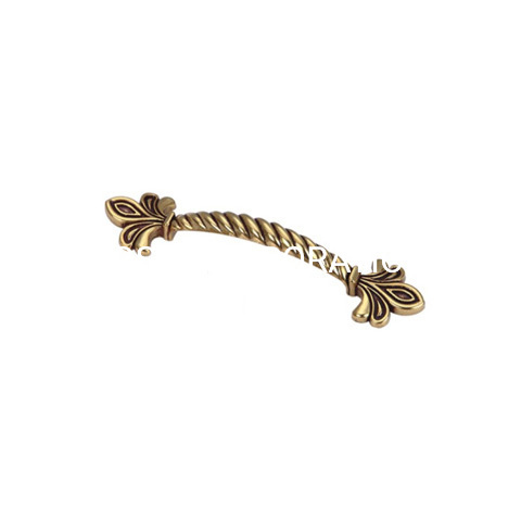 Retro Style 128mm Flower Pattern Antique Brass Pull Handle for Cabinet