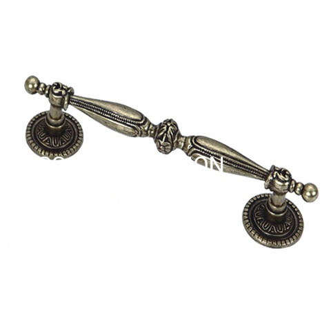 Factory Supply European Style 64mm 96mm Antique Brass Furniture Handle Wardrobe Handle
