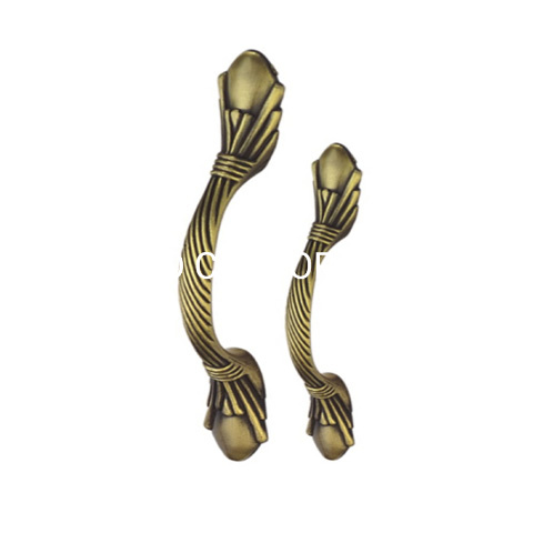 Zinc Alloy Antique Brass 128mm Cabinet Handle Furniture Handle Closet Handle